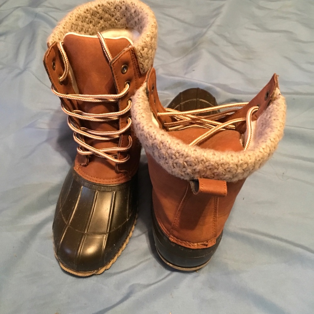Winter/Snow Boots - Picture 2 of 3